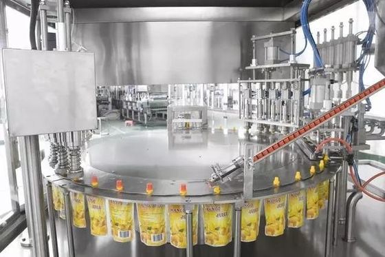Máquina automática de llenado de jugo de escritorio rotativo bebidas líquidas líquidas